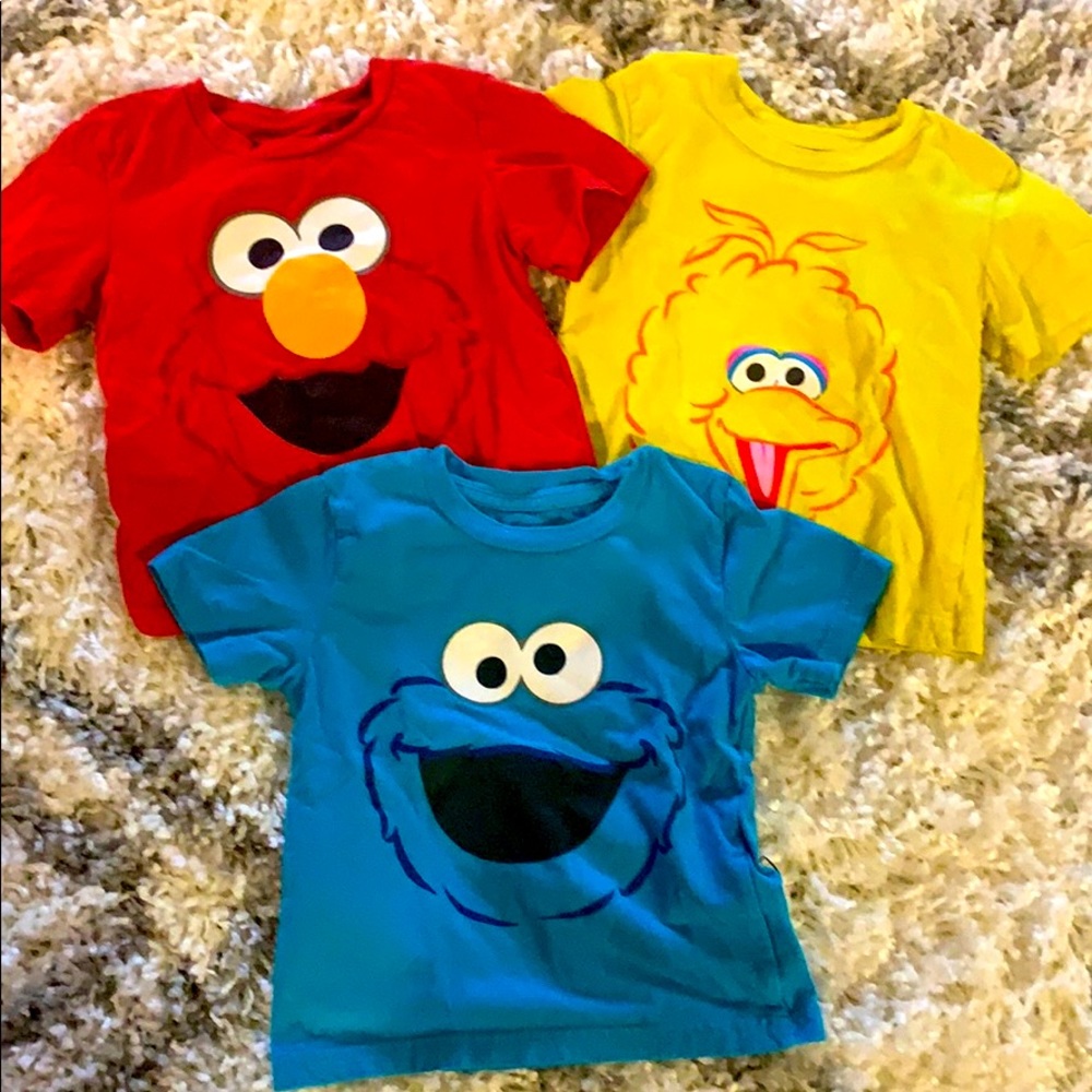 🟡3🔴Sesame Street Friends Tee Shirts🔵
